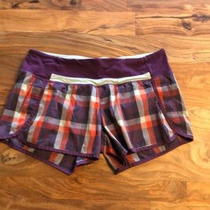 Lululemon Speed Shorts. Size 8. Purple plaid. Excellent condition. 4” inseam